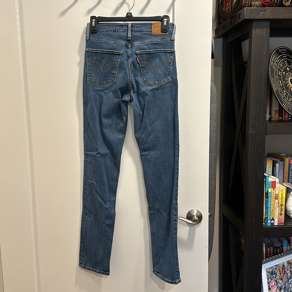Levi's 724 High Rise - Picture 2 of 3